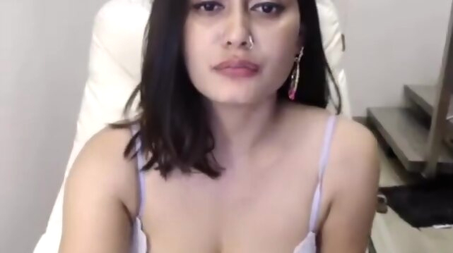 Indian amateur porn babe